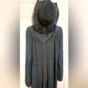 Wonderly Gray Tiered Babydoll MIDI Dress Size L V-Neck Stretch Bonus Necklace!